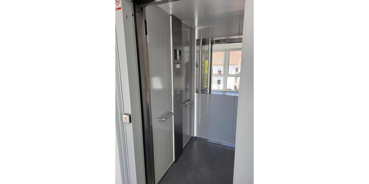 Erdgeschoßwohnung Porta Westfalica - 3 Zimmer, 88 m&sup2;, 1.220&euro; | Angebot:26479422