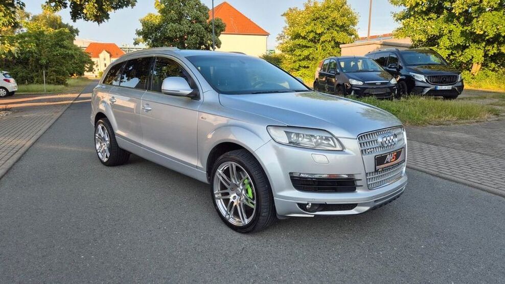 Q7