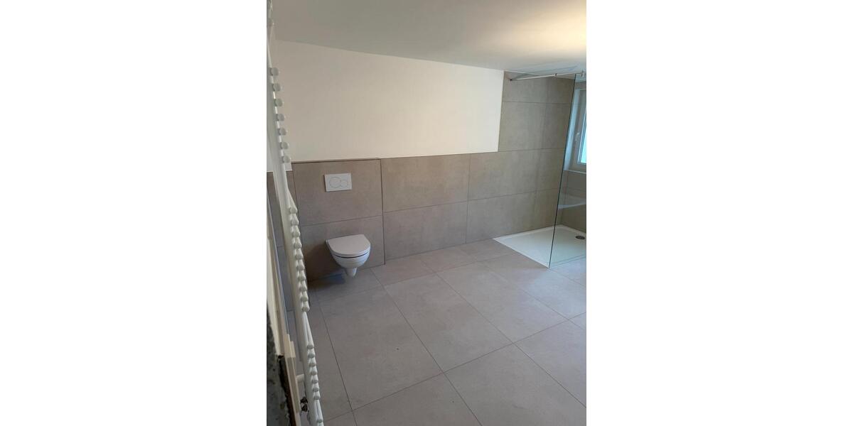 Maisonettenwohnung Schmalkalden - 4 Zimmer, 130 m&sup2;, 1.300&euro; | Angebot:26431092