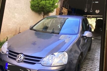 VW Golf 171.000 km 2.400 &euro; Lug 76848