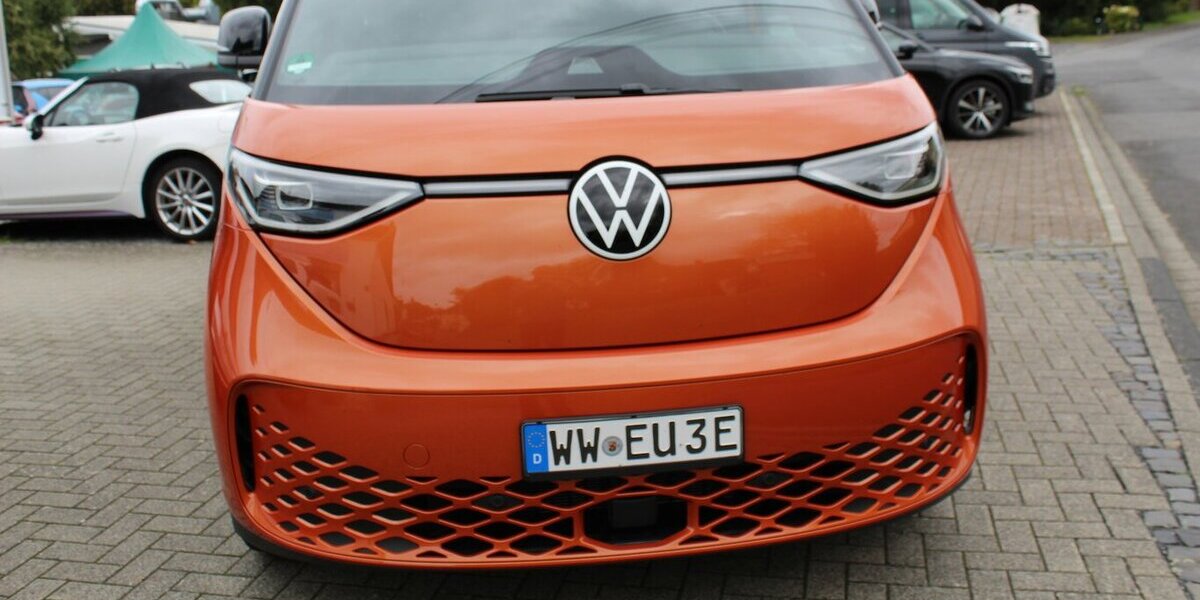 VW ID.Buzz PRO Iq.Light/NAVI/Sitzh./.AHK 43.985 km 45.000 &euro; Höchstenbach 57629