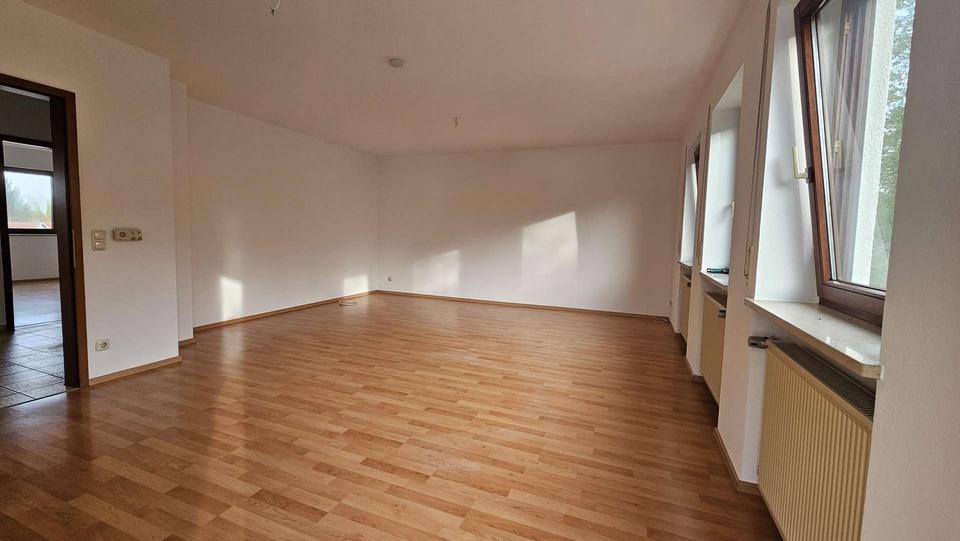 Etagenwohnung Nördlingen - 3 Zimmer, 89 m&sup2;, 755&euro; | Angebot:26481347