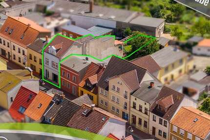 Haus zum Kaufen in Schwaan 125.000 € 200 m² 8 zimmer