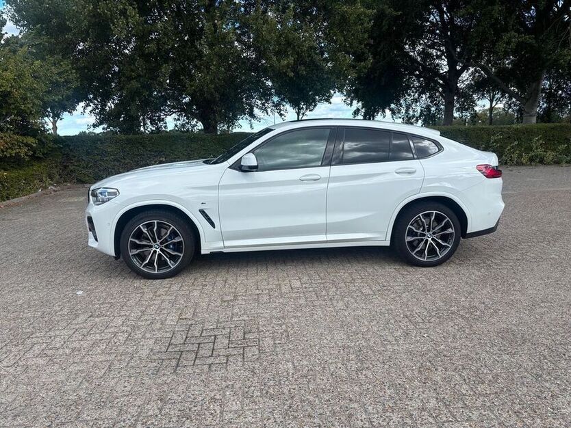 X4