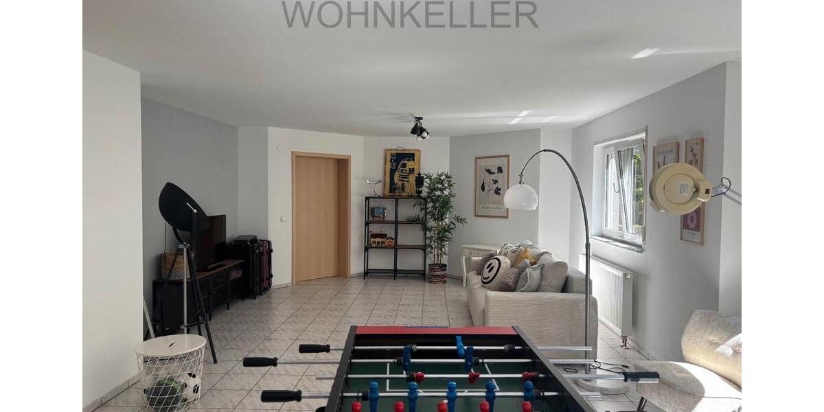 Einfamilienhaus Essingen - 8 Zimmer, 202 m&sup2;, 2.200&euro; | Angebot:26424935