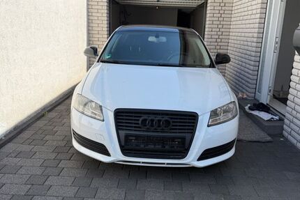 Audi A3 205.000 km 3.500 &euro; Paderborn 33104