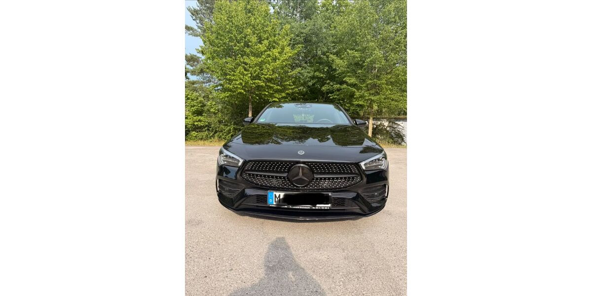 Mercedes-Benz CLA 200 Shooting Brake 79.000 km 22.900 &euro; münchen 81825