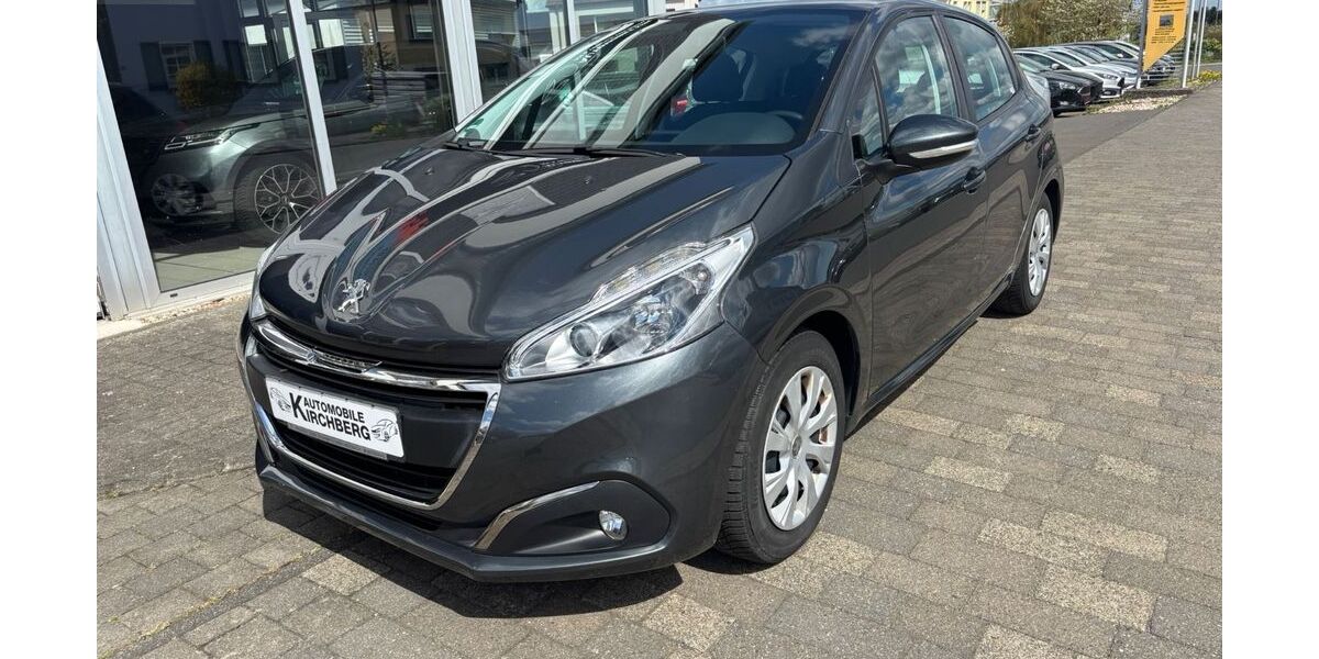 Peugeot 208 96.429 km 6.900 &euro; Kirchberg 55481