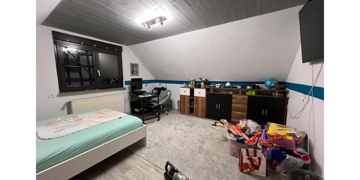 Reihenhaus Pößneck - 3 Zimmer, 100 m&sup2;, 120.000&euro; | Angebot:26589183