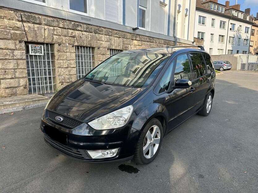 Ford Galaxy 290.000 km 3.950 € Witten 58452