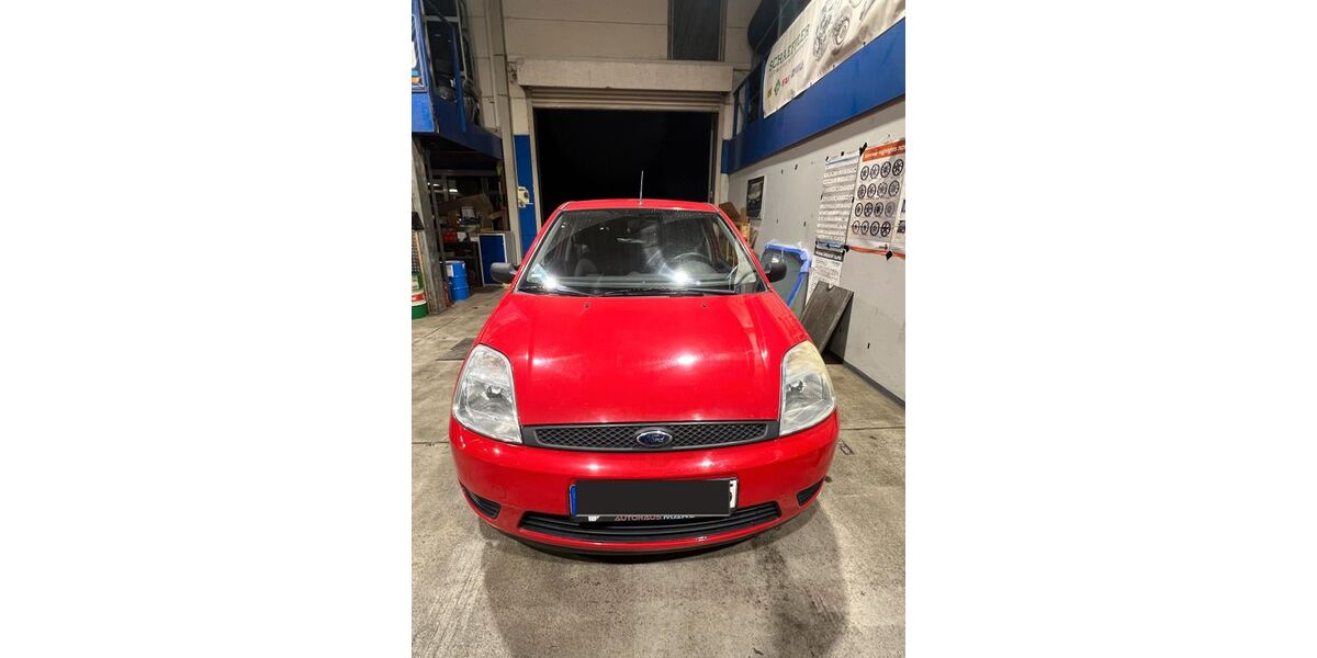 Ford Fiesta 255.000 km 1.590 &euro; GUMMERSBACH 51643
