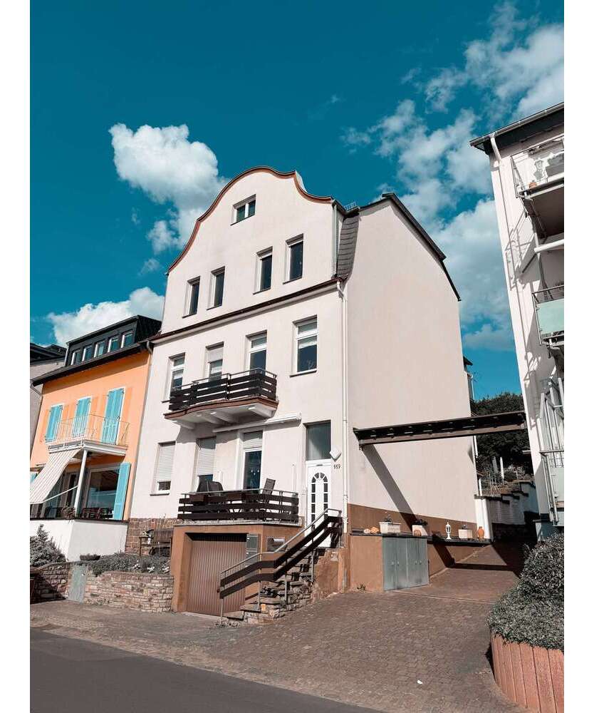 Haus zum Kaufen in Koblenz 750.000 € 310 m²