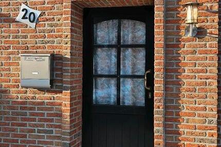 Doppelhaushälfte in zentraler Lage - renoviert 4 zimmer