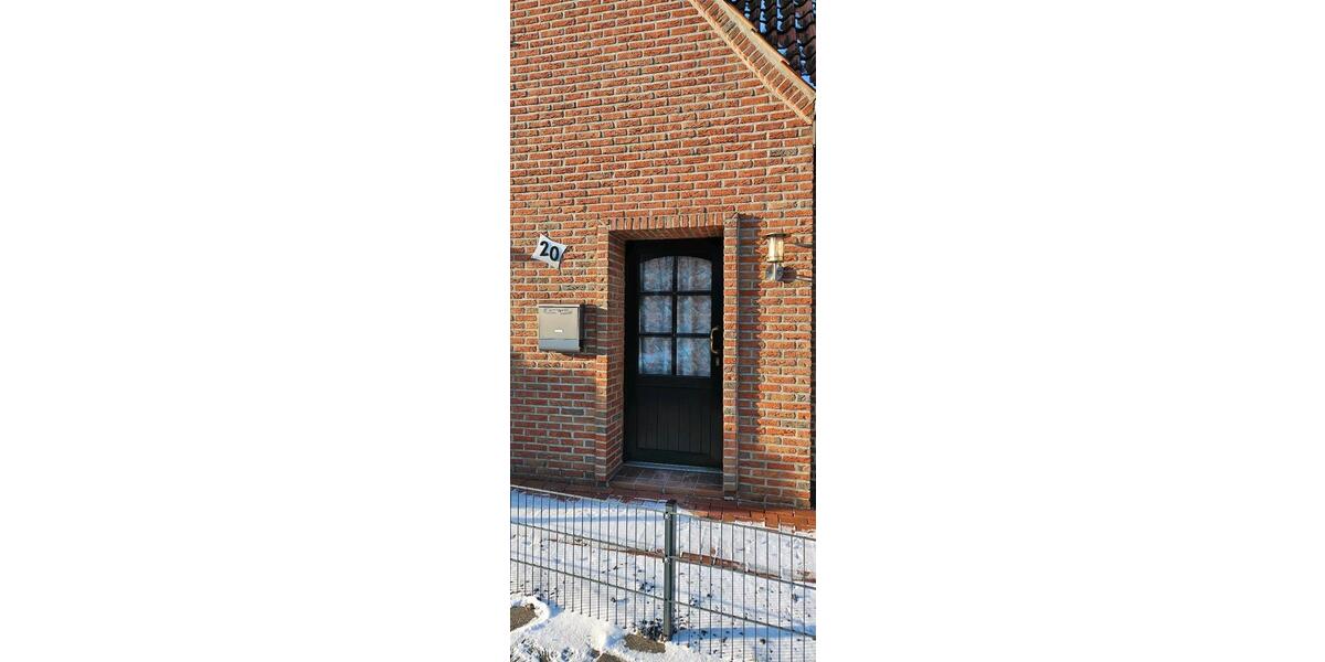 Doppelhaushälfte in zentraler Lage - renoviert 4 zimmer