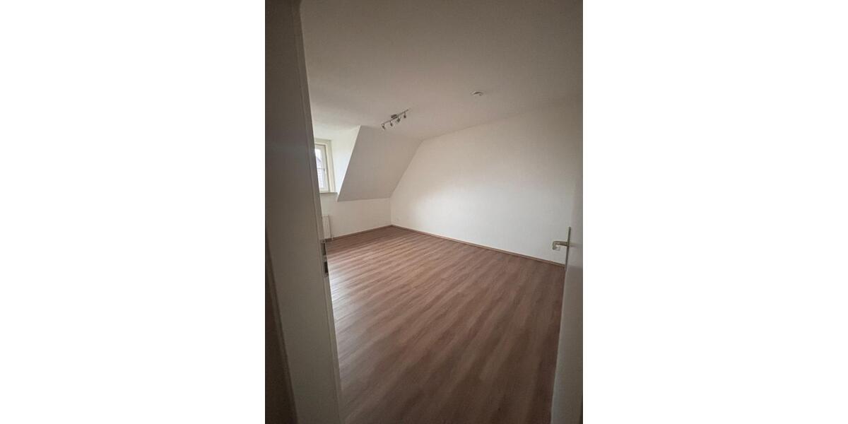 Reihenhaus Ehra-Lessien Lessien - 5 Zimmer, 145 m&sup2;, 890&euro; | Angebot:26470333