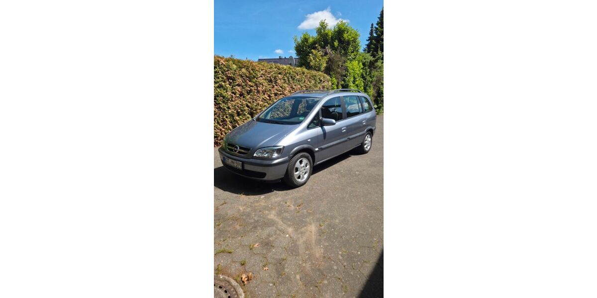 Opel Zafira 225.000 km 1.499 &euro; Schloß Holte-Stukenbrock 33758