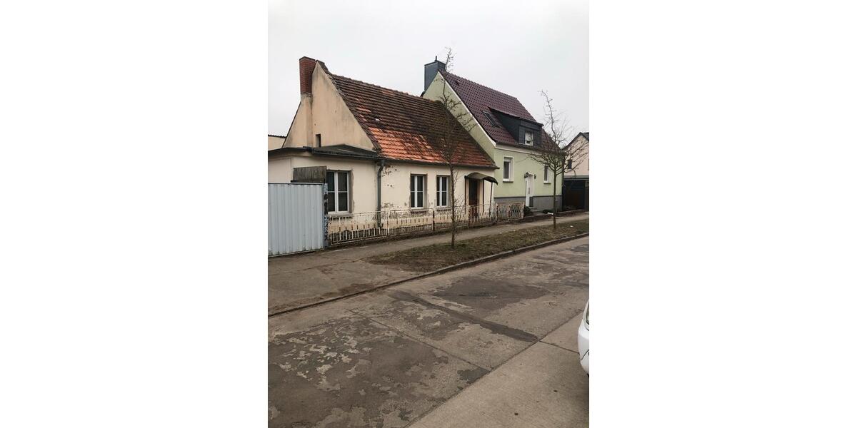 Einfamilienhaus Brandenburg an der Havel Bahnhofsvorstadt - 2 Zimmer, 75 m&sup2;, 230.000&euro; | Angebot:26934851