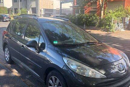 Peugeot 207 172.000 km 1.000 &euro; Frankfurt am Main 60326