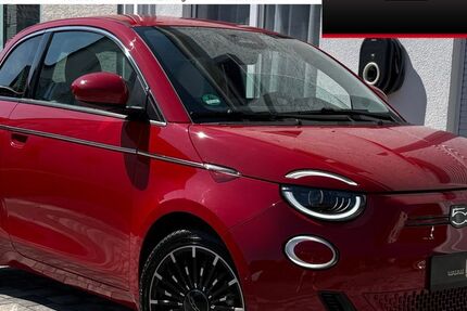 Fiat 500e 11.000 km 21.999 &euro; Weil im Schönbuch 71093