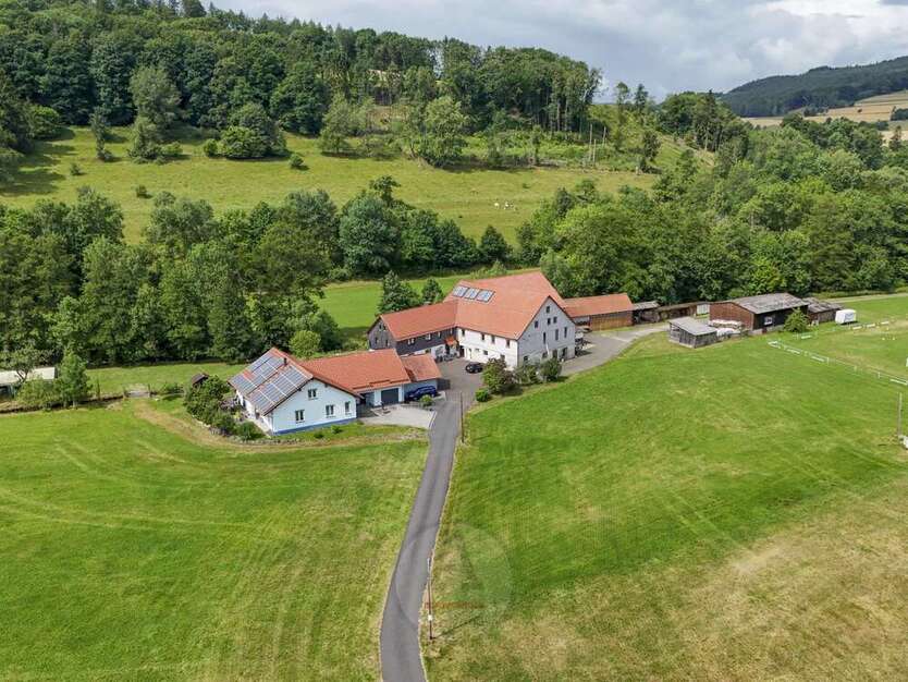 Haus zum Kaufen in Hilders 639.000 € 424 m²