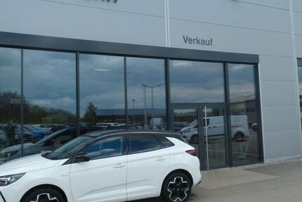 Opel Grandland (X) 73.750 km 22.950 &euro; Bad Saulgau 88348