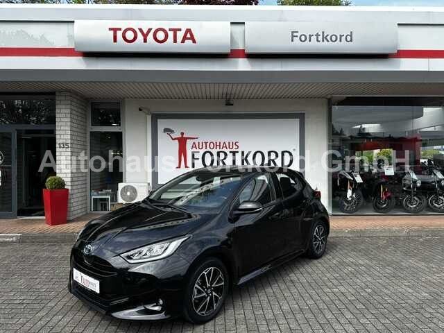 Toyota Yaris 44.480 km 18.980 &euro; Bielefeld 33689