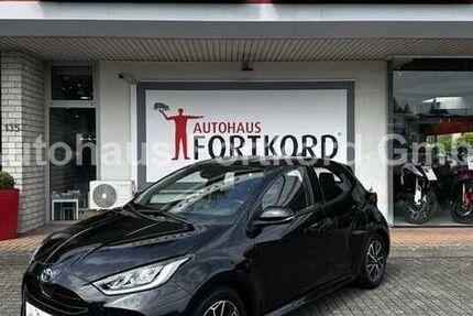 Toyota Yaris 44.480 km 19.480 &euro; Bielefeld 33689