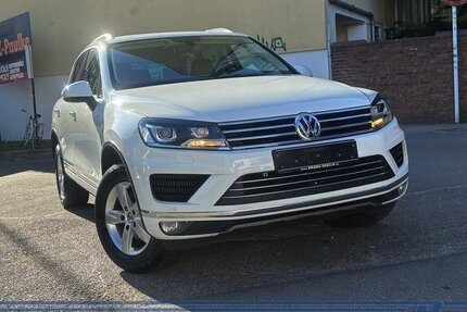 VW Touareg V6 TDI BMT S-S Terrain Tech 4Motion 216.000 km 17.990 &euro; Berlin 13187