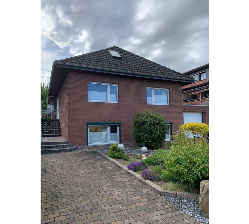 Haus zum Kaufen in Barsinghausen 449.000 € 175 m²