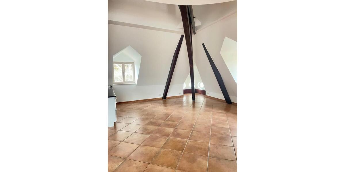 Etagenwohnung Regensburg Kumpfmühl - 4.5 Zimmer, 264 m&sup2;, 3.500&euro; | Angebot:26589423