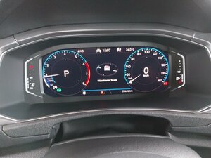 VW T-Roc Active 1.5 TSI ACC Navi PDC SHZ 23.625 km 24.790 € HAAN 42781