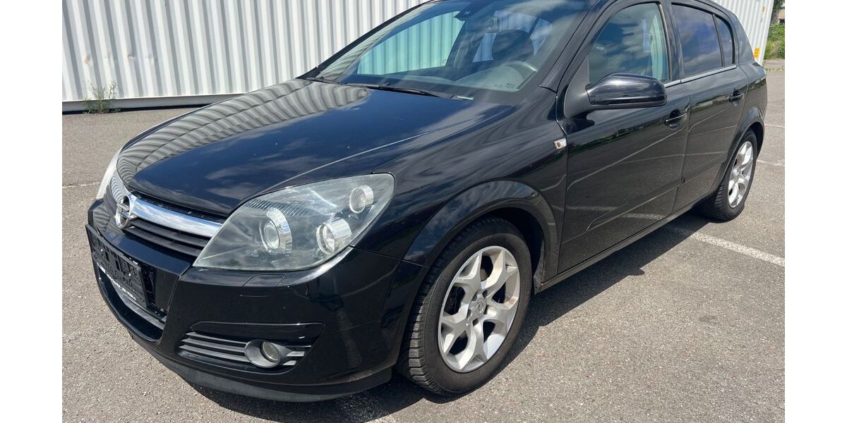 Opel Astra 104.000 km 2.800 &euro; Berlin 12057