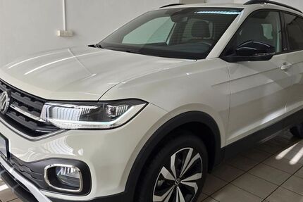 VW T-Cross 10.800 km 21.990 &euro; Chemnitz 09114