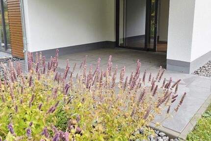 Attraktiver Neubau, Traumausstattung, große Terrasse, ruhige Lage mit viel Grün! 4 zimmer