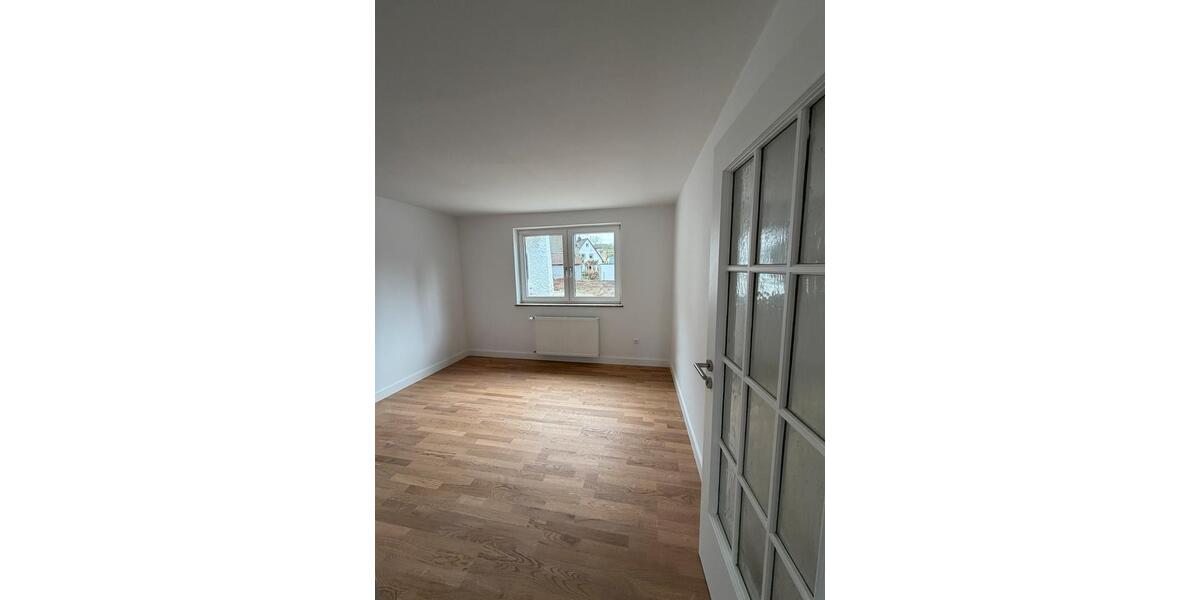 Doppelhaushälfte Geretsried - 3 Zimmer, 95 m&sup2;, 1.900&euro; | Angebot:26188827