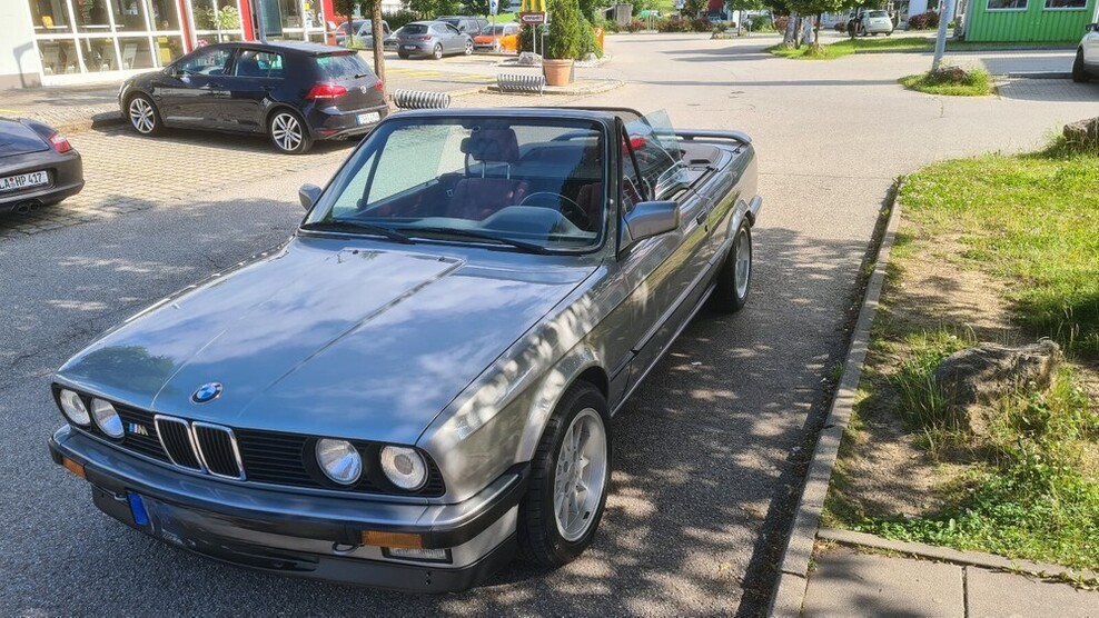 BMW E30