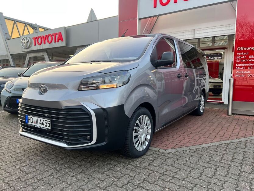 Toyota Proace (Verso) 1.001 km 45.900 € Bremerhaven 27580