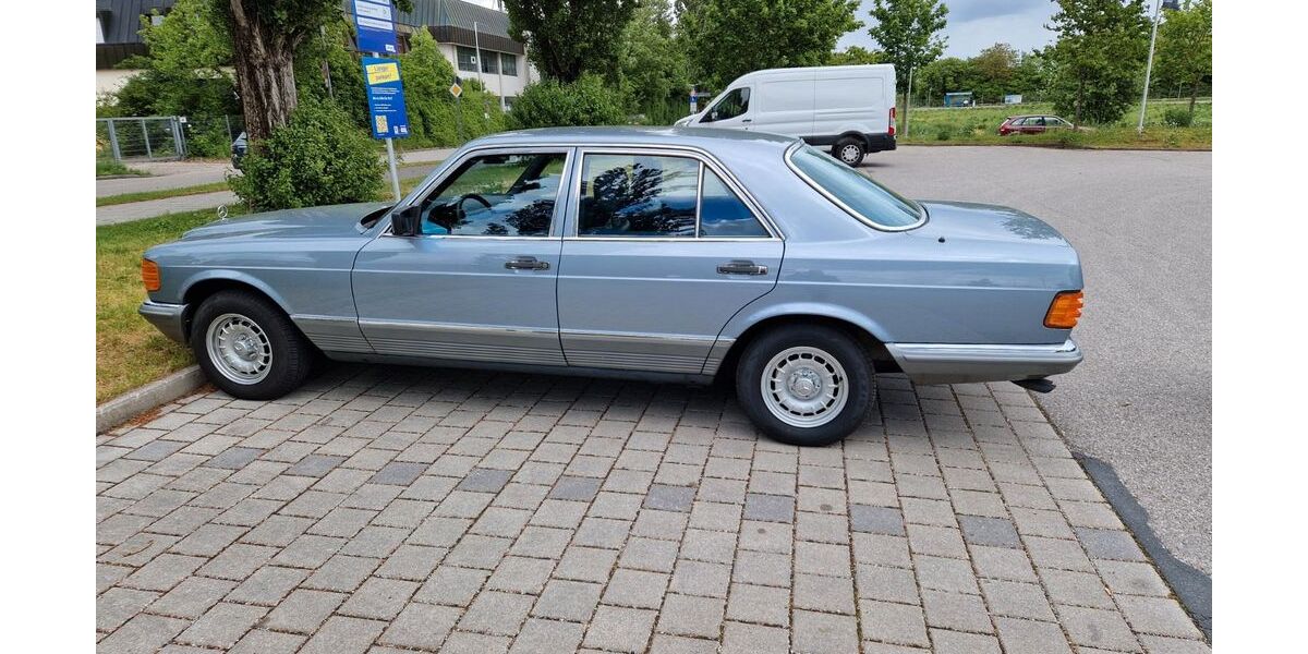Mercedes-Benz 280 63.000 km 19.900 &euro; Unterhaching 82008