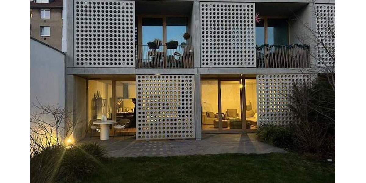 Etagenwohnung Düsseldorf Friedrichstadt - 2 Zimmer, 93 m&sup2;, 1.674&euro; | Angebot:25760537