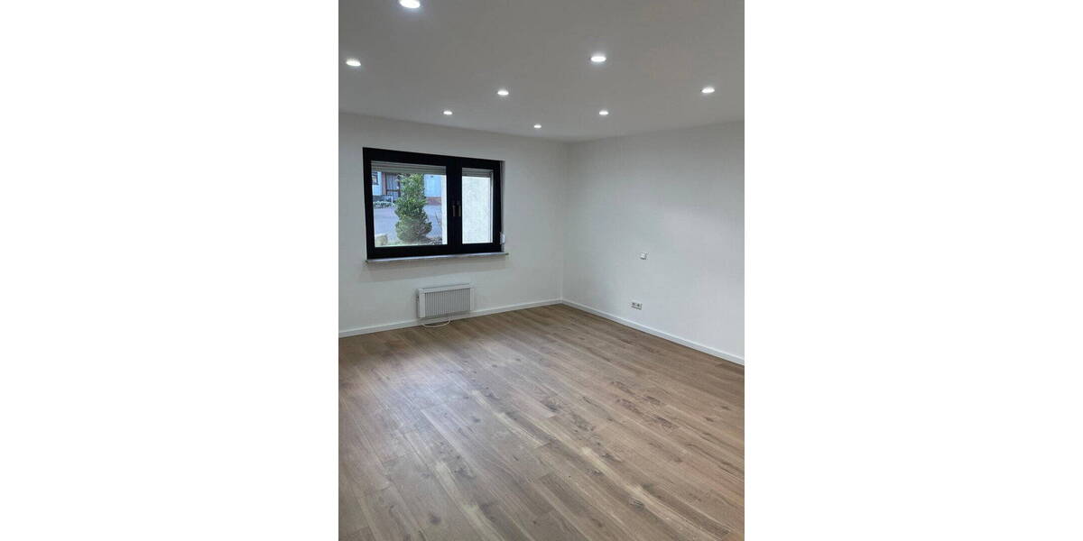 Einfamilienhaus Dirmingen Dirmingen - 6 Zimmer, 160 m&sup2;, 199.000&euro; | Angebot:26027502