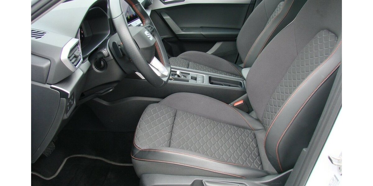 Seat Leon 1.5TSi Hybrid FR ACC LED Kamera 26.551 km 24.980 &euro; Falkensee 14612