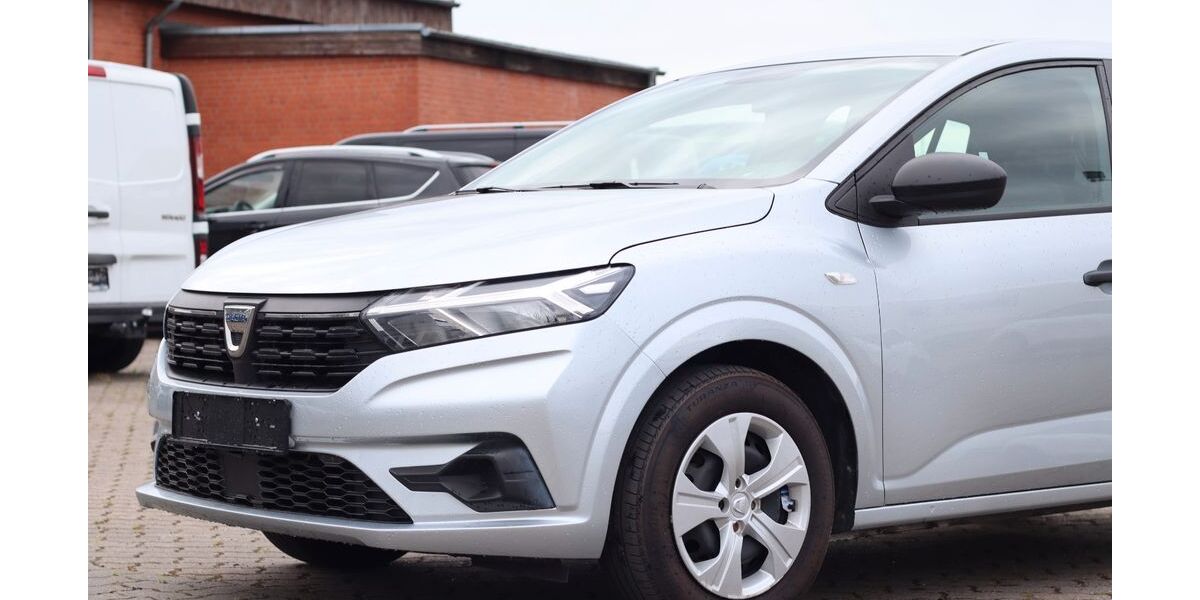 Dacia Sandero 42.700 km 12.861 &euro; Eutin 23701