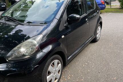 Toyota Aygo (X) 148.000 km 2.150 &euro; Ahrensburg 22926