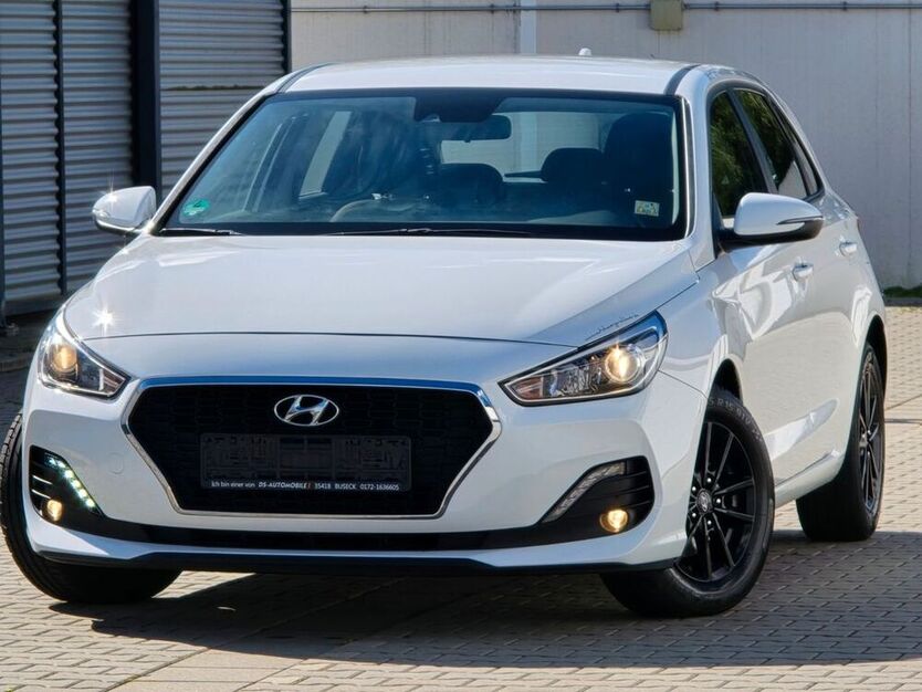 i30