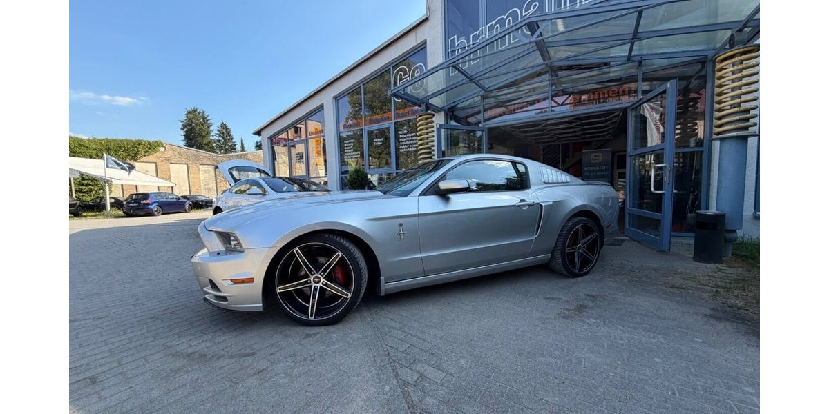 Ford Mustang 3,7 LED LEDER 130.000 km 16.999 &euro; Rudolstadt 07407