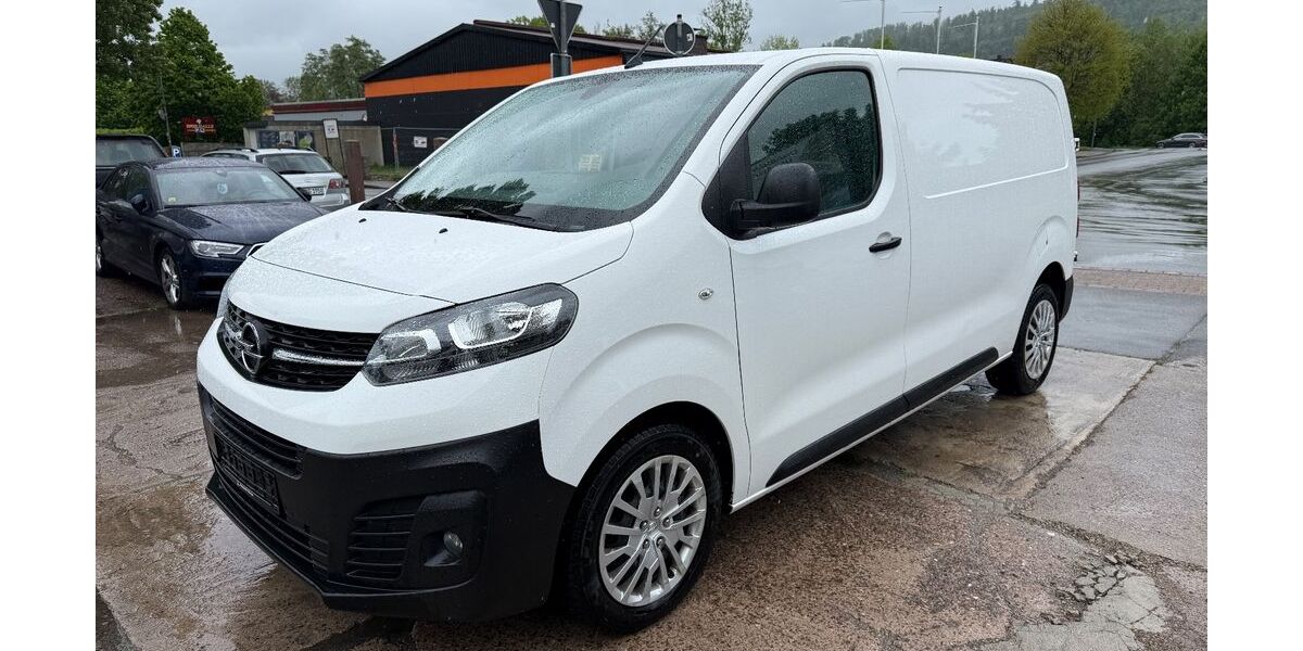 Opel Vivaro 217.550 km 10.103 &euro; Höxter 37671
