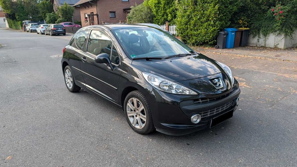 Peugeot 207 120.390 km 1.900 &euro; Wesseling 50389