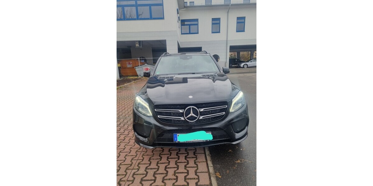 Mercedes-Benz GLE 350 KOMBI 4X MATIC 329.000 km 21.500 € Worms 67547