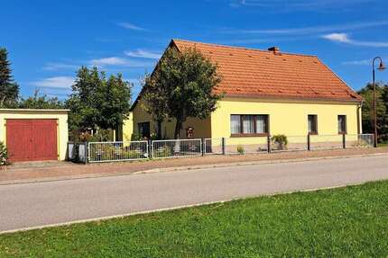 Charmante Hofstelle mit Wohnhaus, Nebengebäuden und großem Garten - Haus Sophienthal Rehfeld | Angebot:22978961