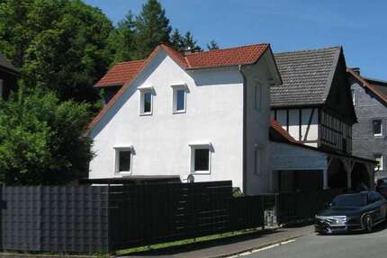 Haus Biedenkopf - 4 Zimmer, 83 m&sup2;, 209.000&euro; | Angebot:26828938